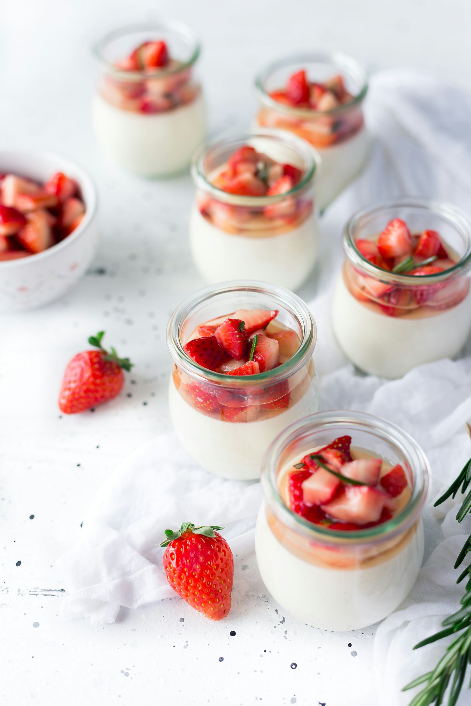 Yogurt and fruit as a convenient nutritious snack